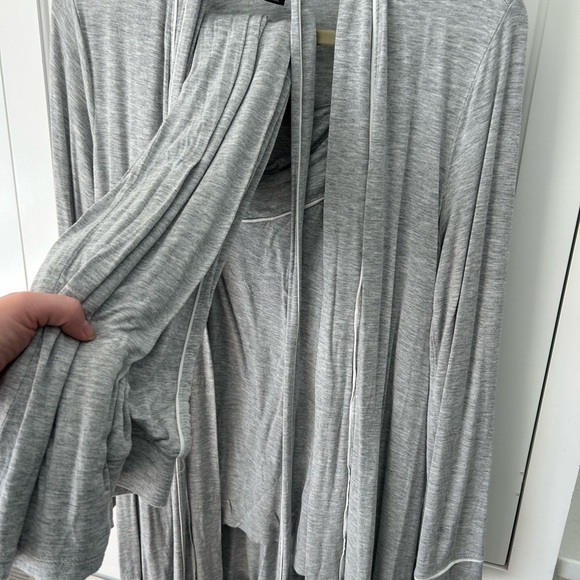 Pea in the Pod Gray Sleepwear Nursing Set - Picture 3 of 6